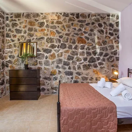 Helios * 卡拉索斯