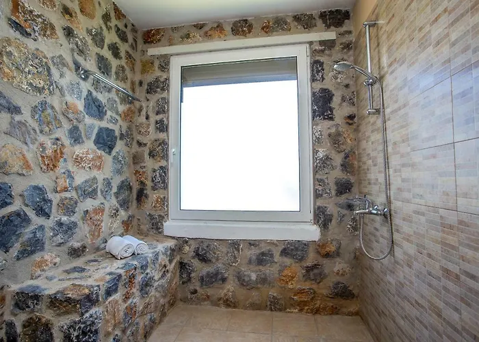 Helios Βίλα Κάλαθος